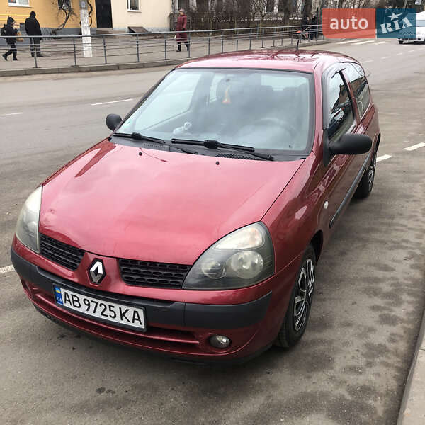 Хэтчбек Renault Clio 2003 в Виннице