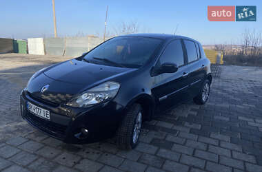 Хетчбек Renault Clio 2010 в Рівному