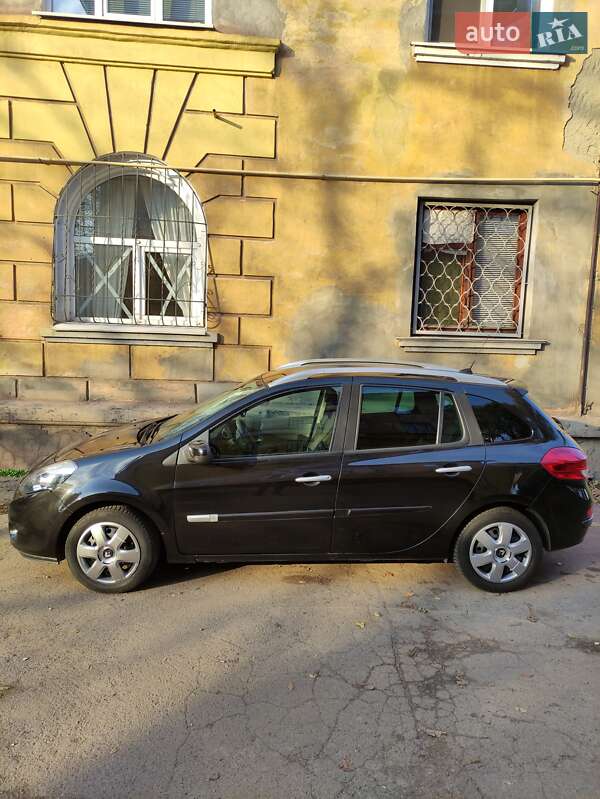 Универсал Renault Clio 2010 в Житомире