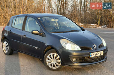 Хэтчбек Renault Clio 2008 в Житомире