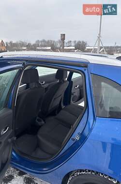 Универсал Renault Clio 2010 в 