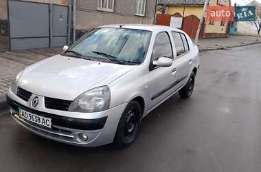 Седан Renault Clio 2006 в Хусте