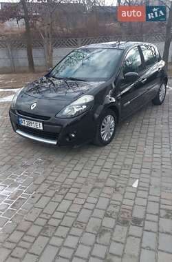 Хэтчбек Renault Clio 2010 в Ивано-Франковске