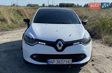 Хетчбек Renault Clio 2015 в 