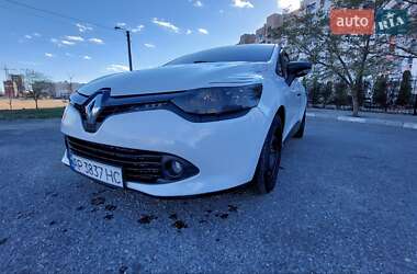 Хетчбек Renault Clio 2015 в 