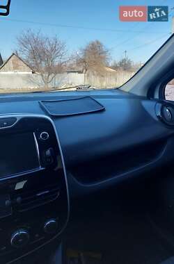 Хэтчбек Renault Clio 2013 в 