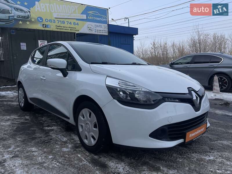 Хетчбек Renault Clio 2015 в Сумах