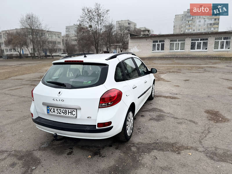 Универсал Renault Clio 2011 в Мироновке