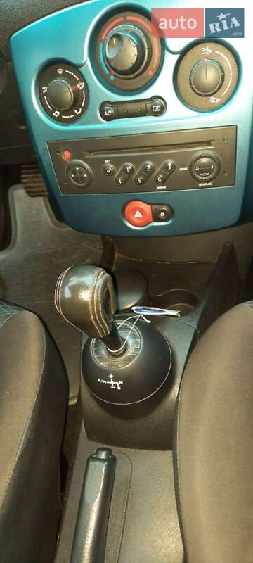 Хэтчбек Renault Clio 2007 в Кропивницком