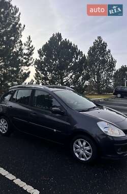 Хэтчбек Renault Clio 2009 в 