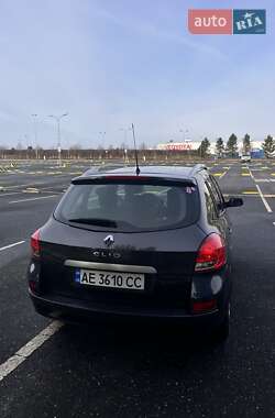 Хэтчбек Renault Clio 2009 в 