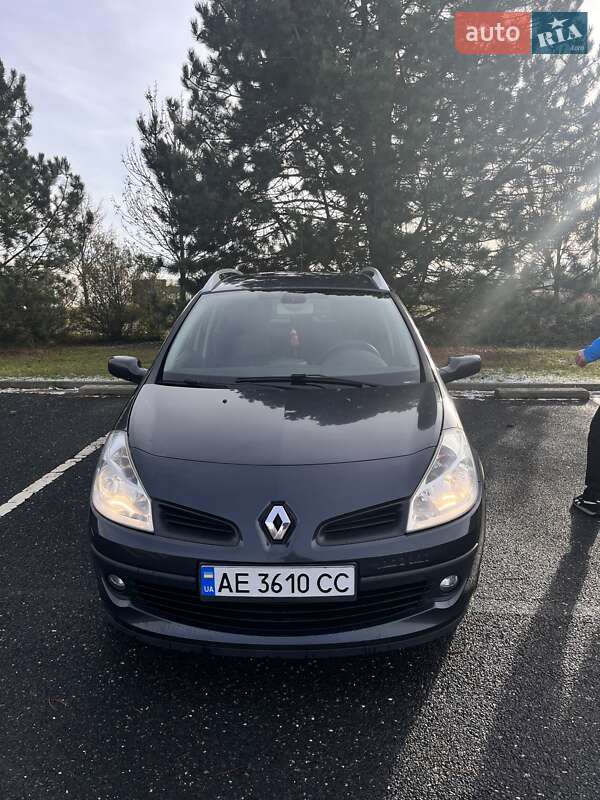 Хэтчбек Renault Clio 2009 в Львове