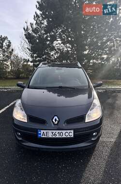 Хэтчбек Renault Clio 2009 в 