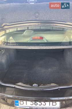 Седан Renault Clio 2006 в 
