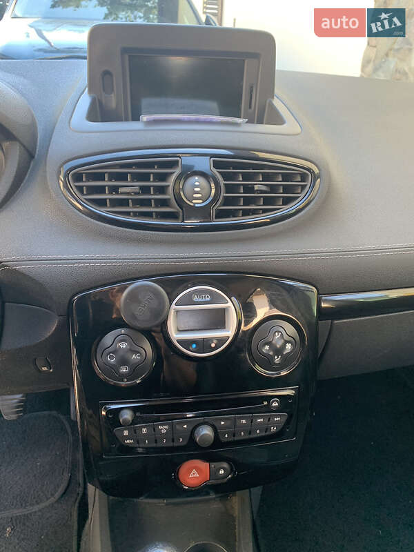 Универсал Renault Clio 2012 в Киеве