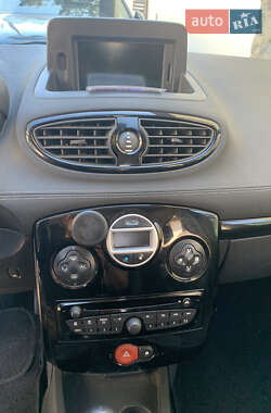 Универсал Renault Clio 2012 в 