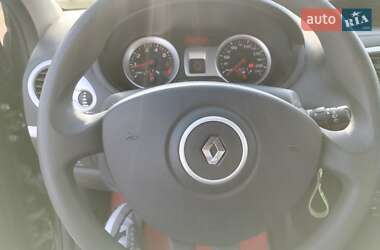 Хэтчбек Renault Clio 2009 в Днепре