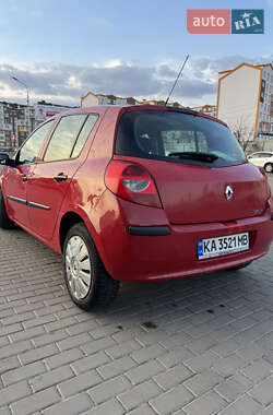 Хэтчбек Renault Clio 2008 в 