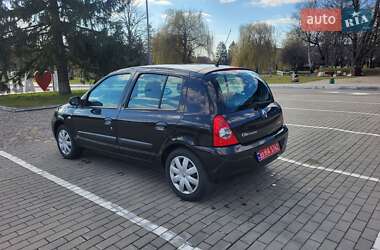 Хэтчбек Renault Clio 2006 в 