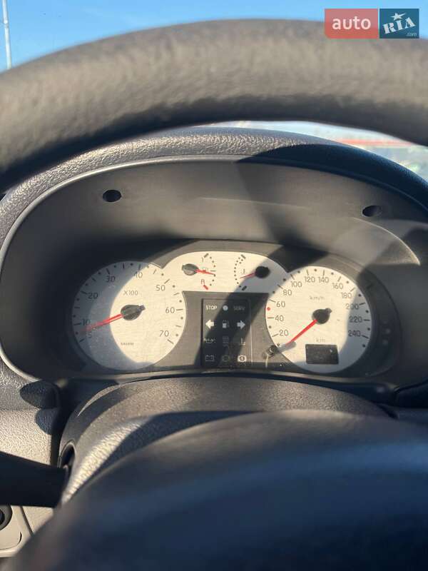 Хетчбек Renault Clio 2002 в Тернополі