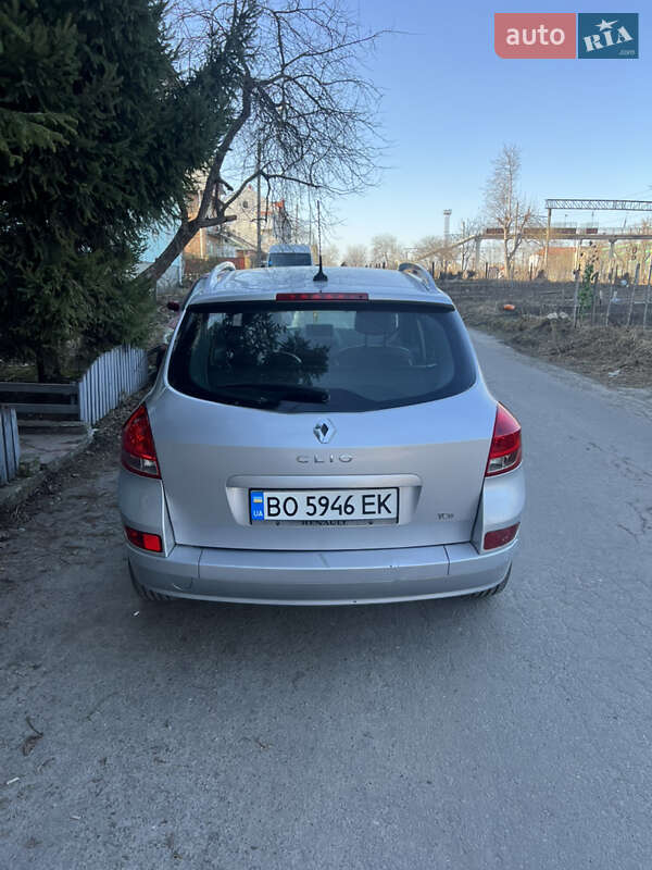 Універсал Renault Clio 2011 в Тернополі