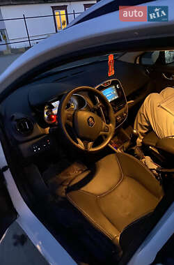 Универсал Renault Clio 2015 в 