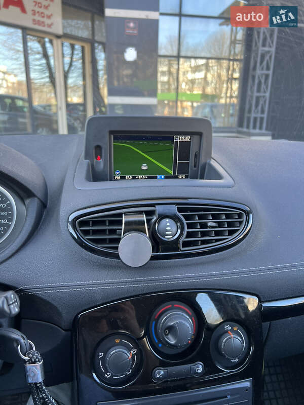 Універсал Renault Clio 2011 в Тернополі