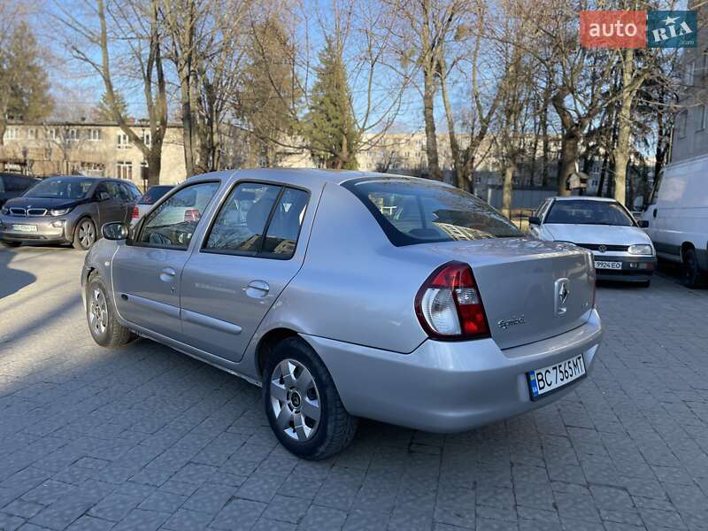 Седан Renault Clio 2008 в Золочеве