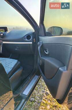 Універсал Renault Clio 2010 в 