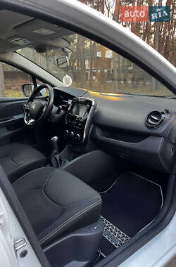 Хэтчбек Renault Clio 2013 в 