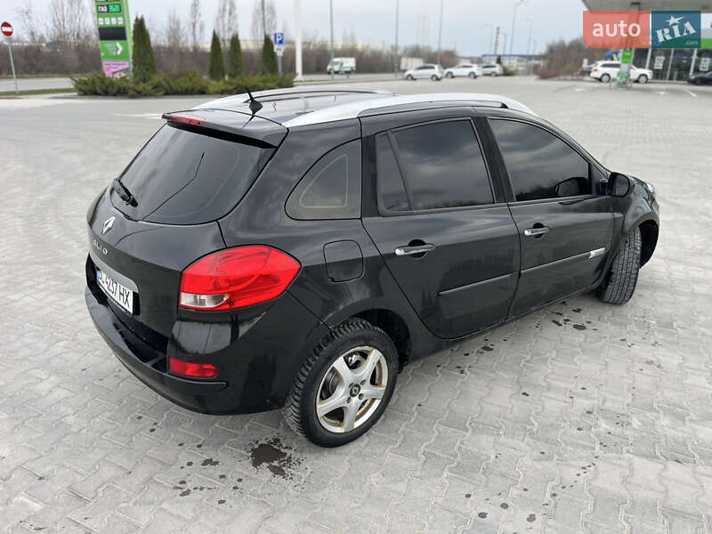 Універсал Renault Clio 2009 в Кам'янець-Подільському