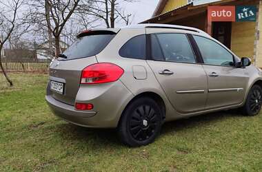 Универсал Renault Clio 2010 в 