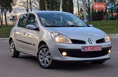 Хэтчбек Renault Clio 2008 в 
