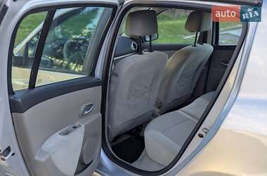 Хэтчбек Renault Clio 2008 в 