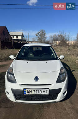 Хэтчбек Renault Clio 2012 в Овруче