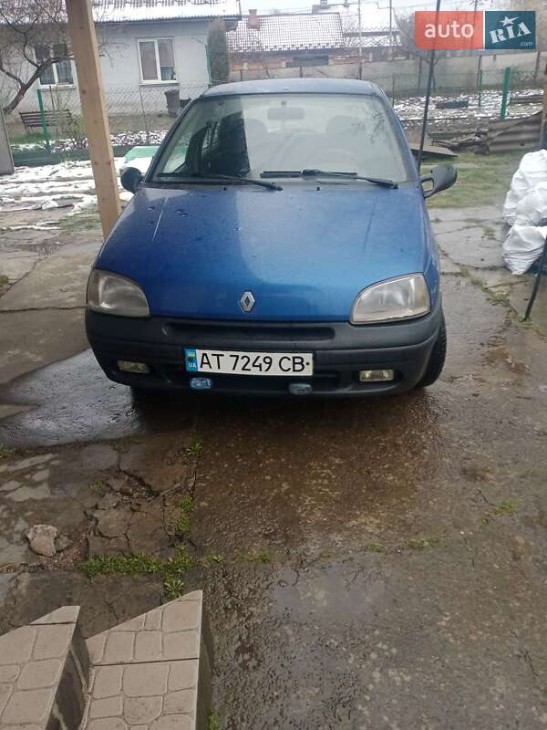 Хэтчбек Renault Clio 1997 в Ивано-Франковске