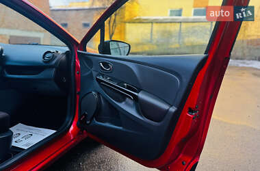 Хетчбек Renault Clio 2014 в 