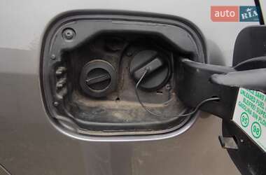 Хэтчбек Renault Clio 2012 в 