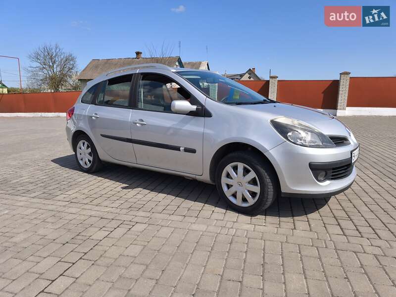 Универсал Renault Clio 2007 в 