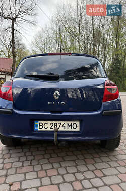 Хэтчбек Renault Clio 2008 в 