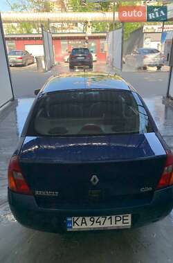 Хетчбек Renault Clio 2002 в 