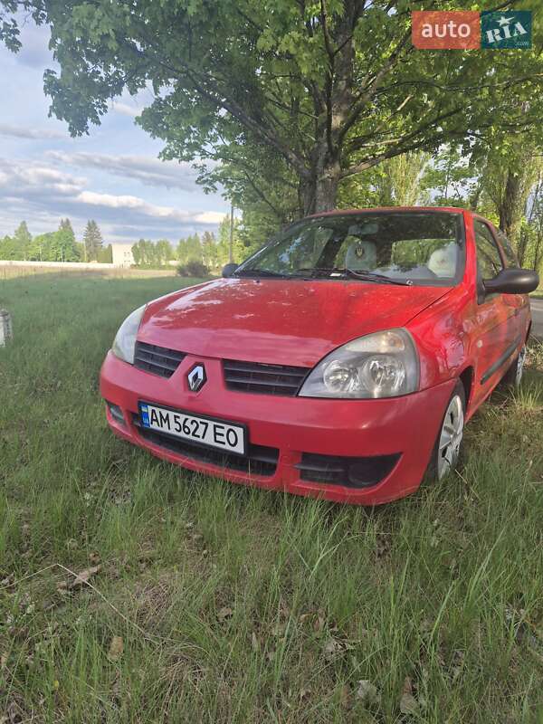 Хэтчбек Renault Clio 2007 в Житомире фото 2 Хэтчбек Renault Clio 2007 в Житомире
