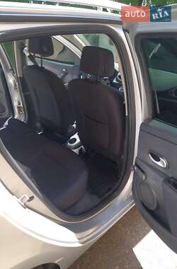 Универсал Renault Clio 2008 в 