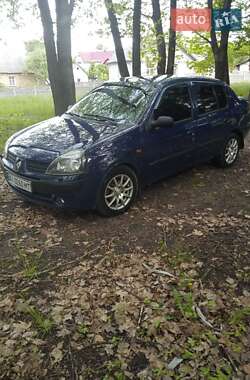 Хетчбек Renault Clio 2002 в 