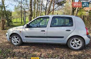 Хетчбек Renault Clio 2002 в 