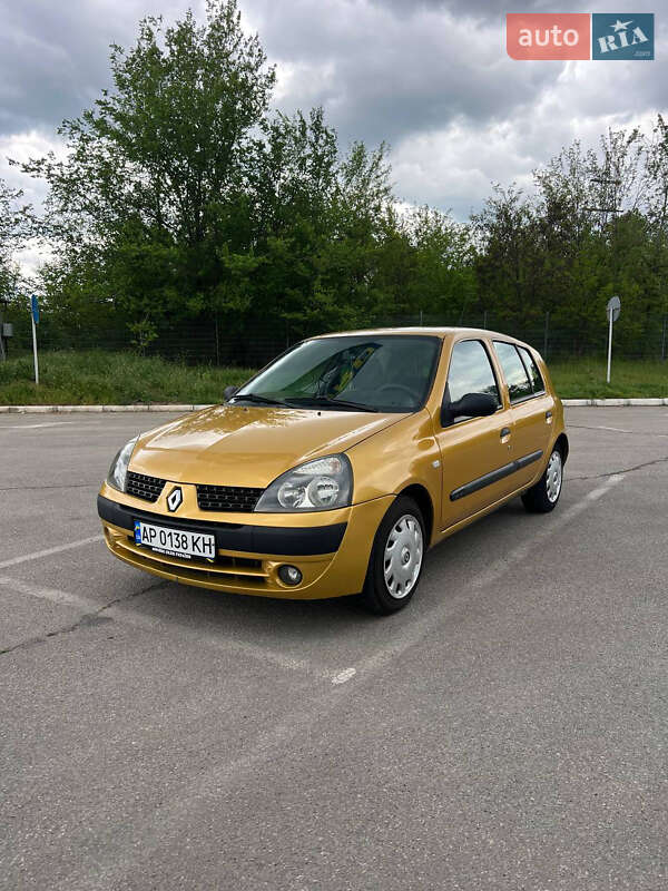 Renault Clio 2003