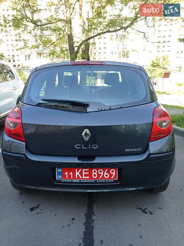 Хэтчбек Renault Clio 2006 в Виннице