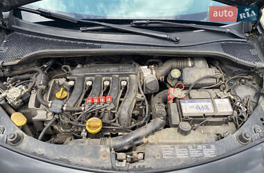 Хэтчбек Renault Clio 2007 в 