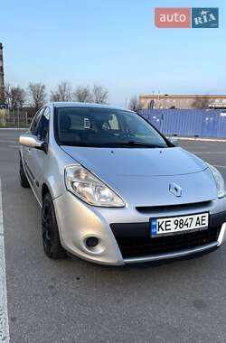 Хетчбек Renault Clio 2010 в Дніпрі