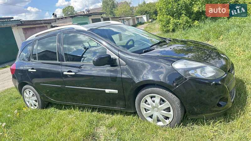 Универсал Renault Clio 2012 в Звягеле фото 2 Универсал Renault Clio 2012 в Звягеле